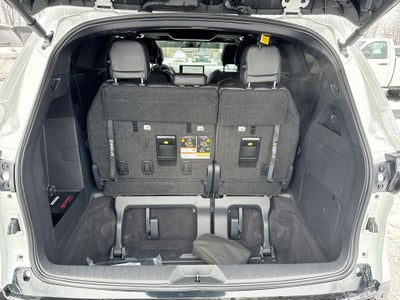 2025 Toyota Sienna Platinum