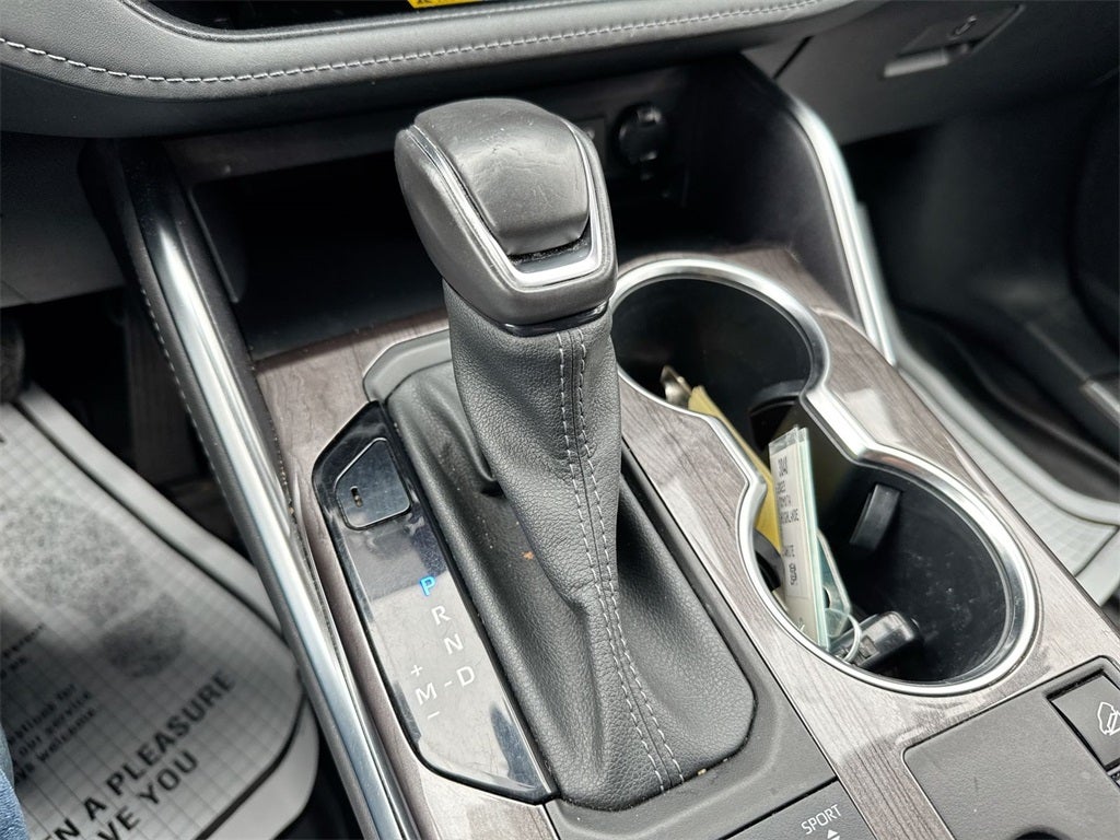 2023 Toyota Highlander Platinum