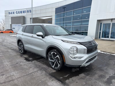 2024 Mitsubishi Outlander SE