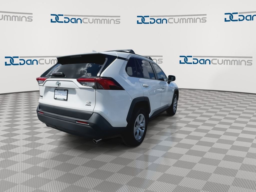 2019 Toyota RAV4 LE