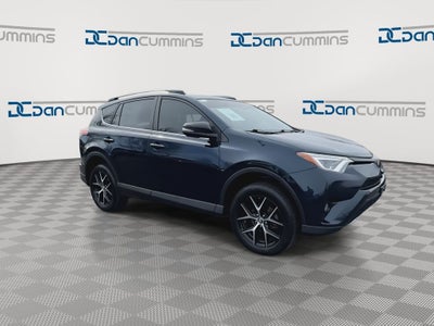 2017 Toyota RAV4 SE