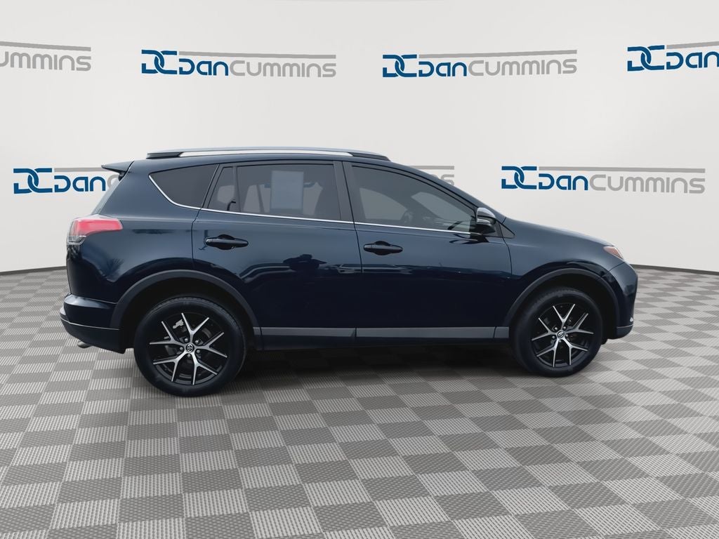 2017 Toyota RAV4 SE