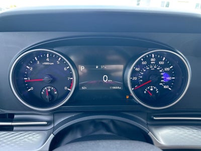 2022 Kia Carnival LX