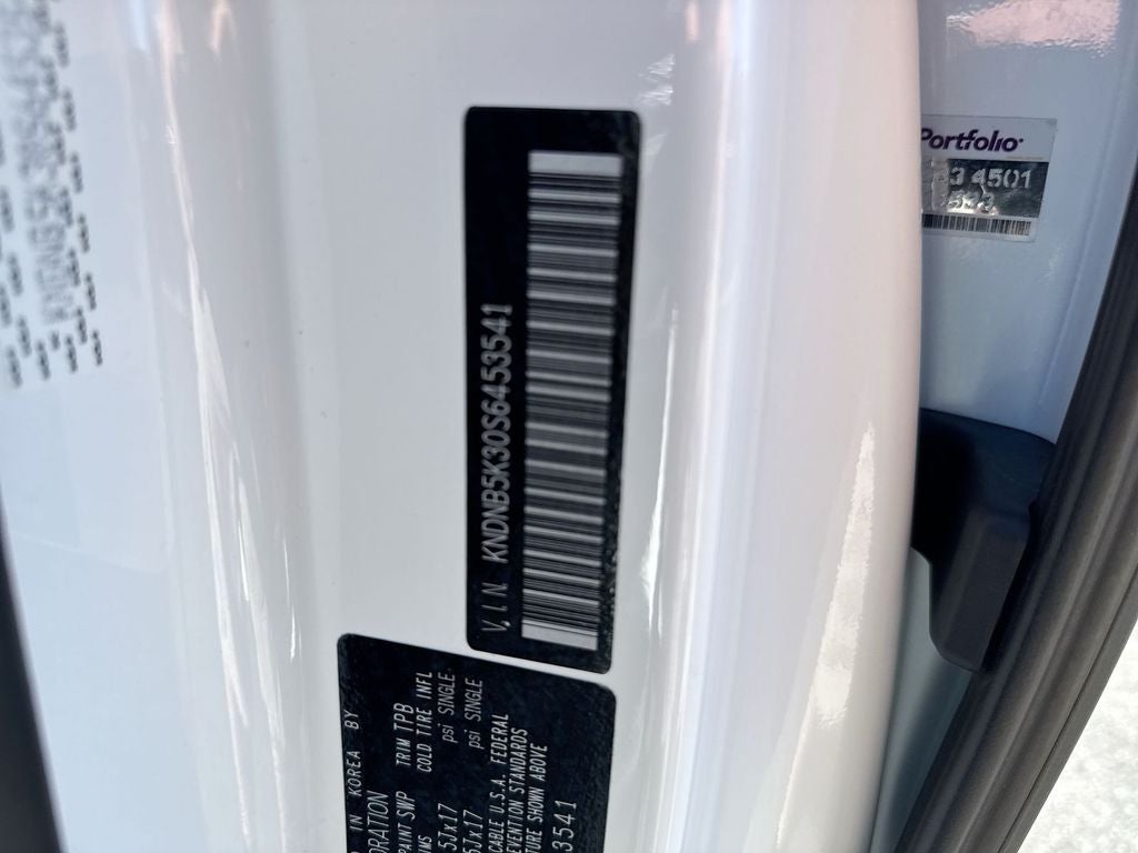 2025 Kia Carnival LXS