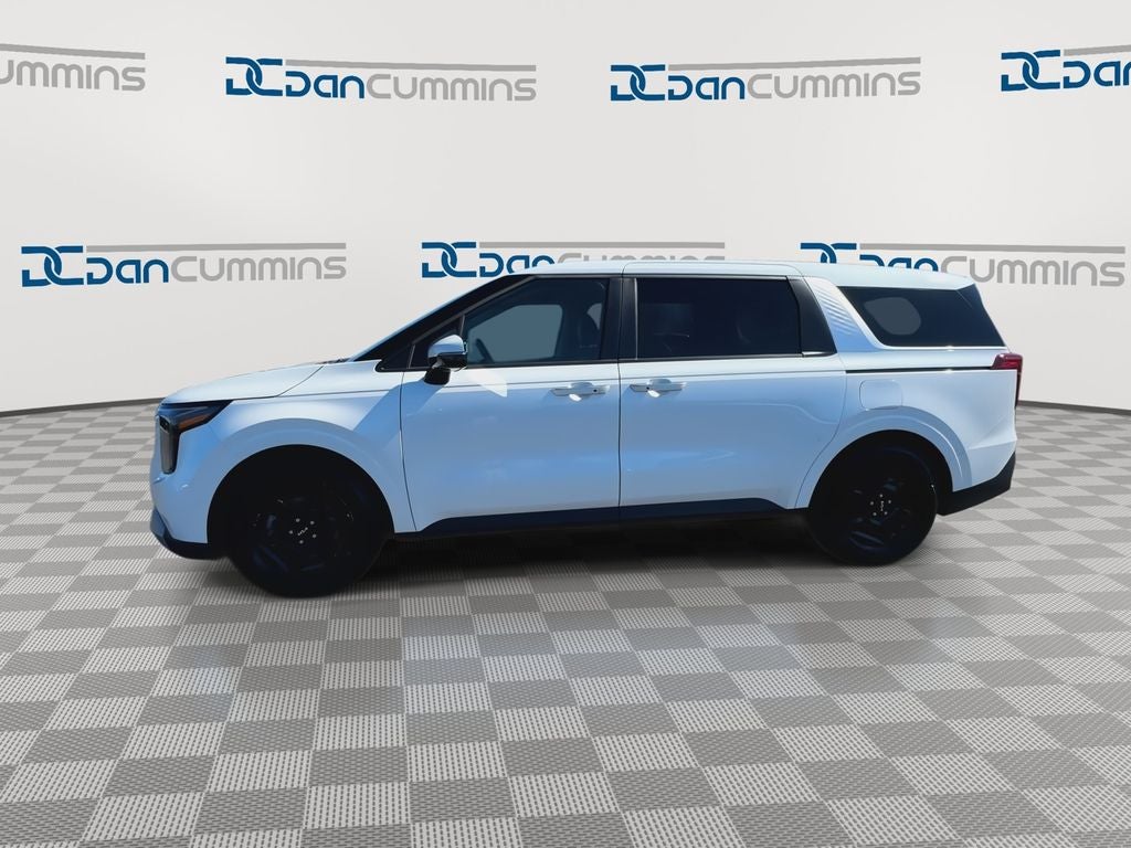2025 Kia Carnival LXS