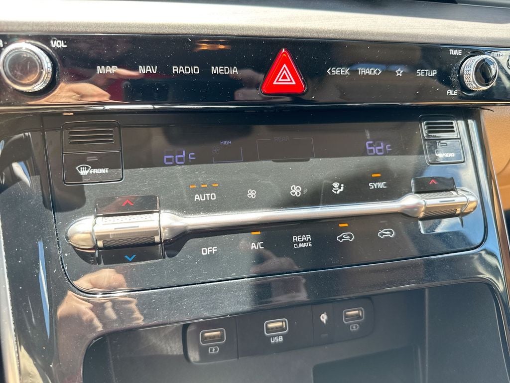2022 Kia Carnival EX