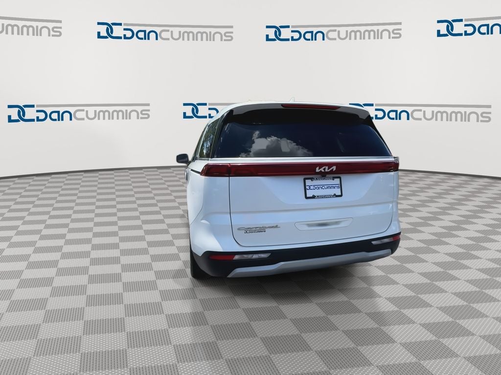 2022 Kia Carnival EX