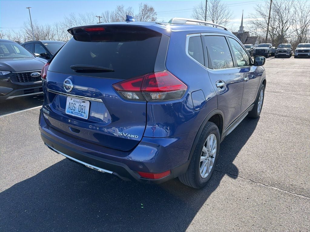 2020 Nissan Rogue SV
