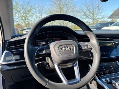 2024 Audi Q7 45 Premium Plus