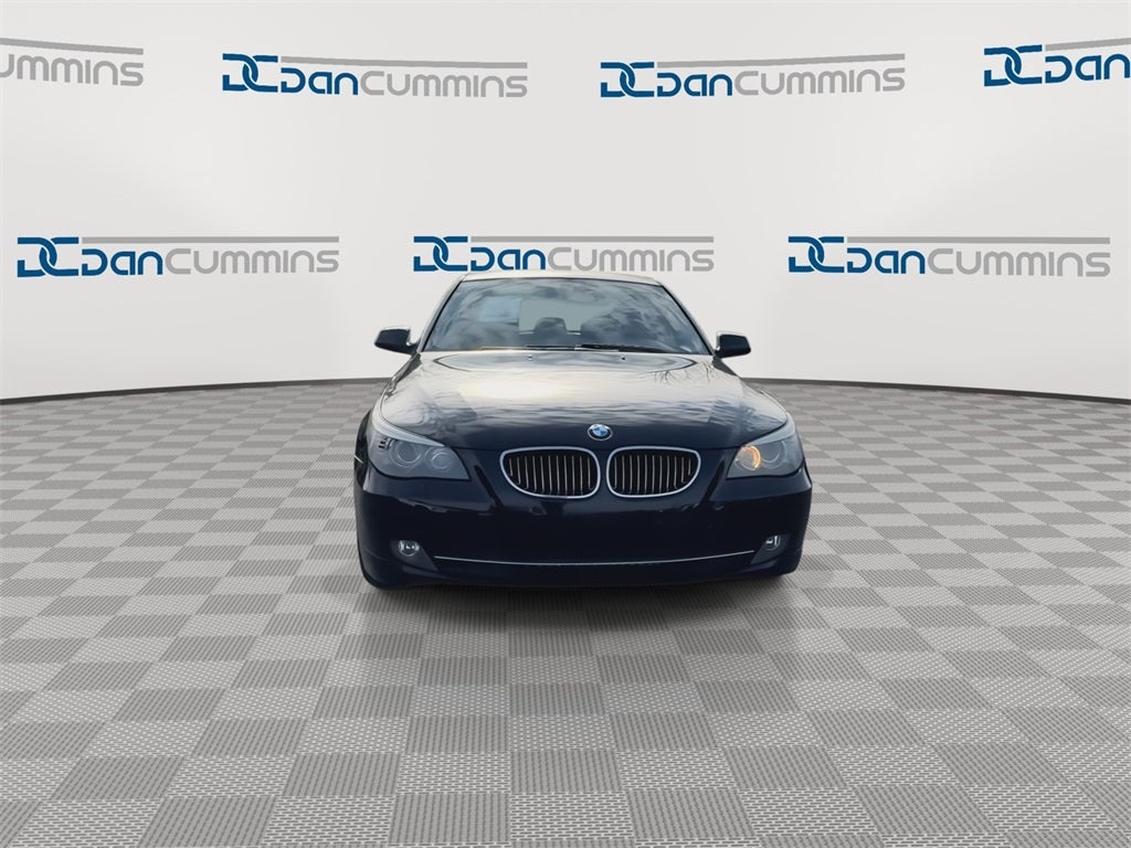 2010 BMW 5 Series 528i