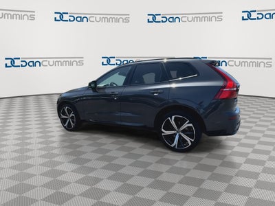 2023 Volvo XC60 B5 Ultimate Dark Theme