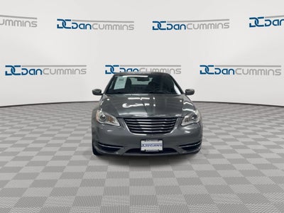 2013 Chrysler 200 Touring