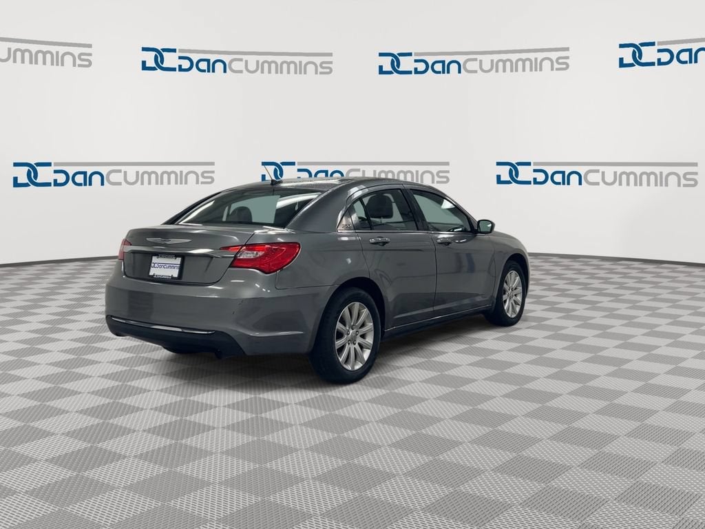 2013 Chrysler 200 Touring