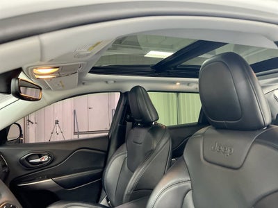 2022 Jeep Cherokee Latitude Lux