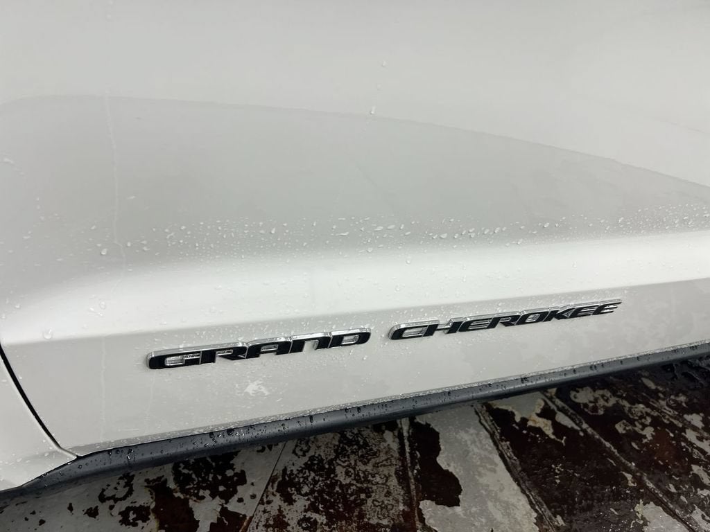 2020 Jeep Grand Cherokee Laredo