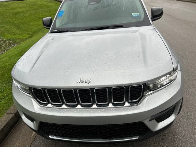 2023 Jeep Grand Cherokee Laredo