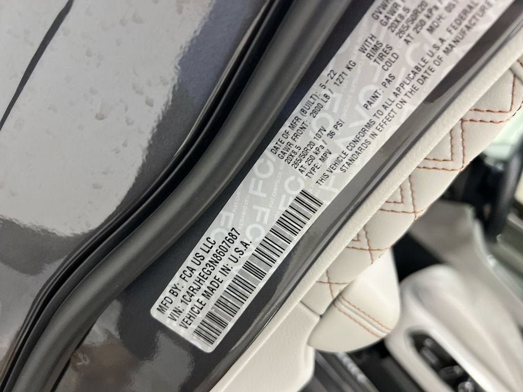 2022 Jeep Grand Cherokee Summit