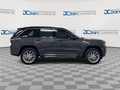 2022 Jeep Grand Cherokee Summit