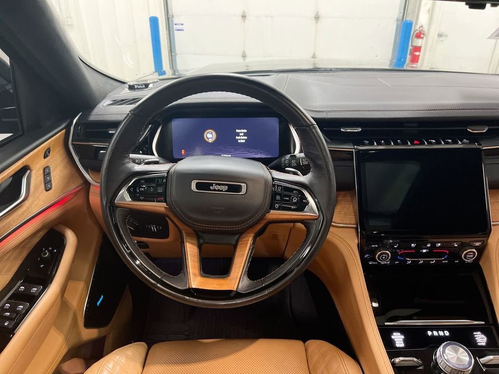2023 Jeep Grand Cherokee Summit Reserve