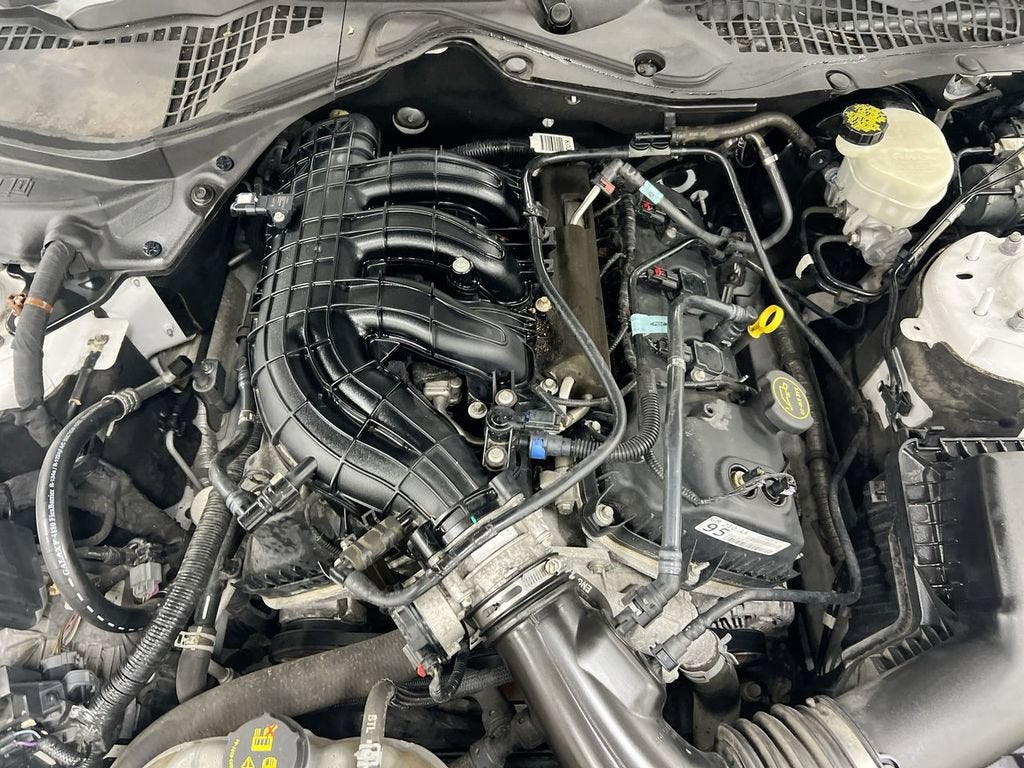 2016 Ford Mustang V6