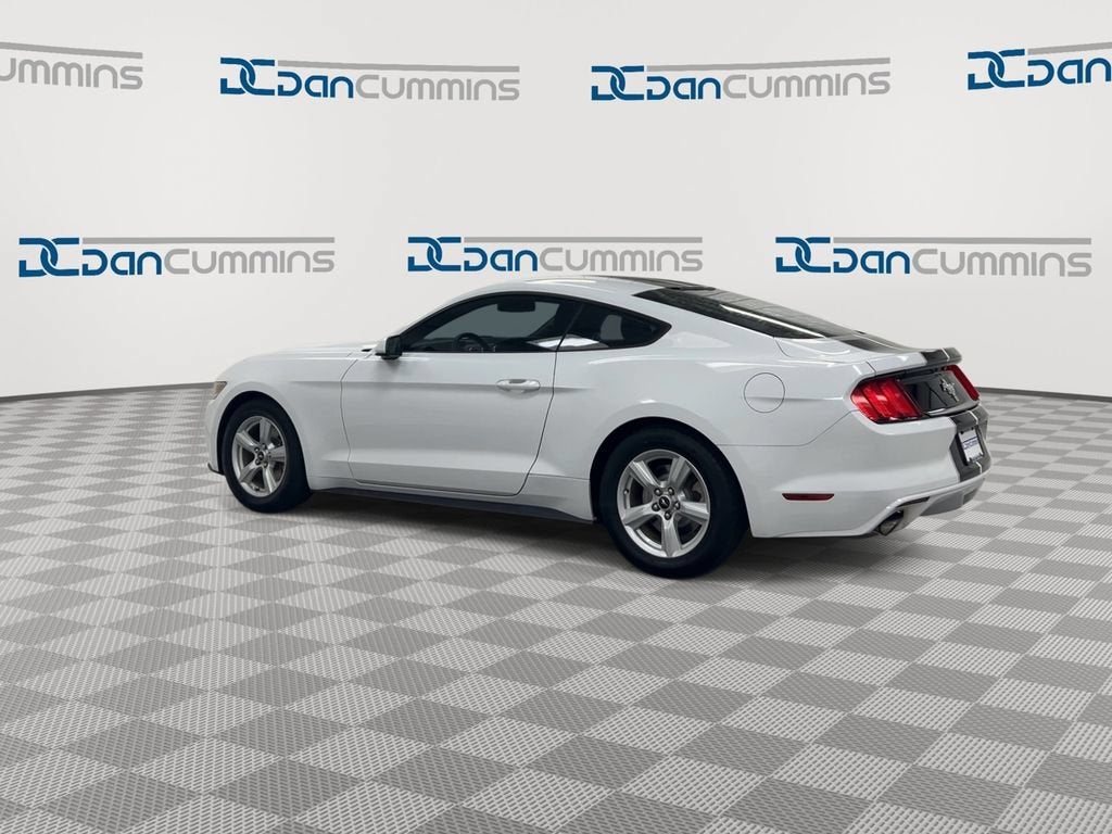 2016 Ford Mustang V6