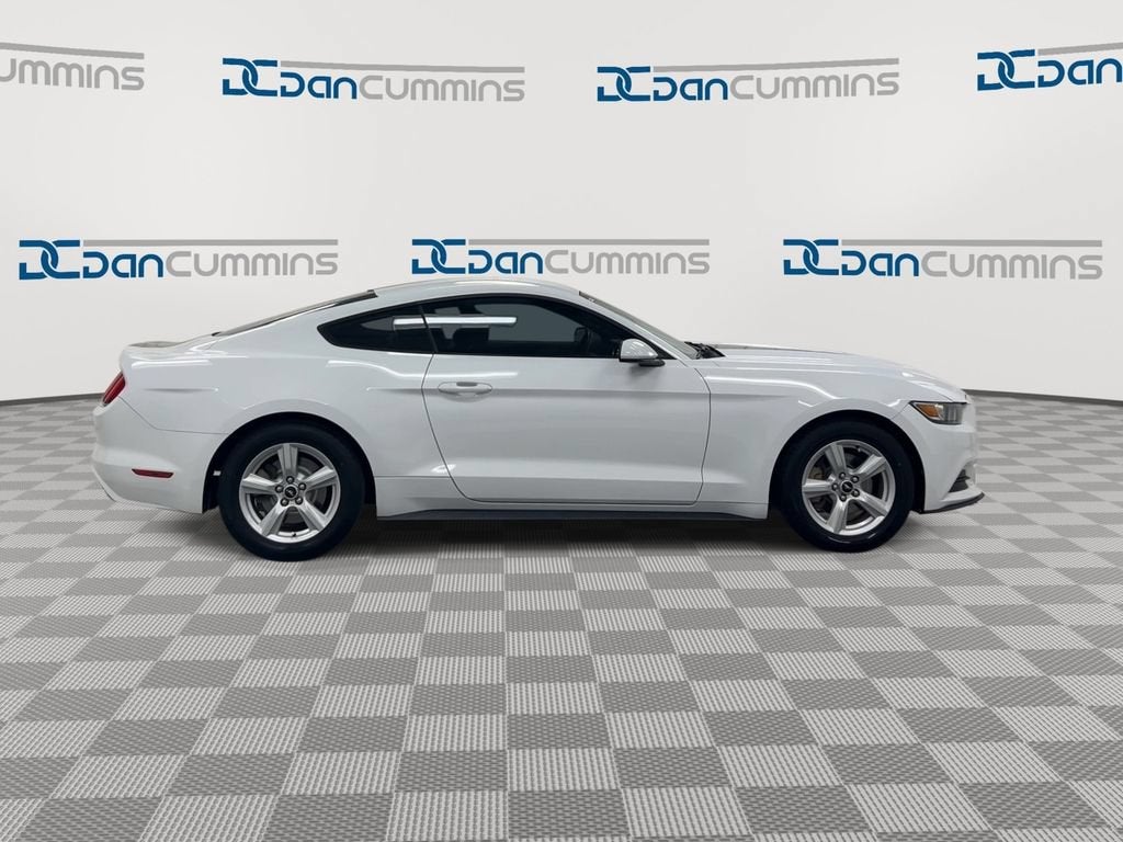 2016 Ford Mustang V6