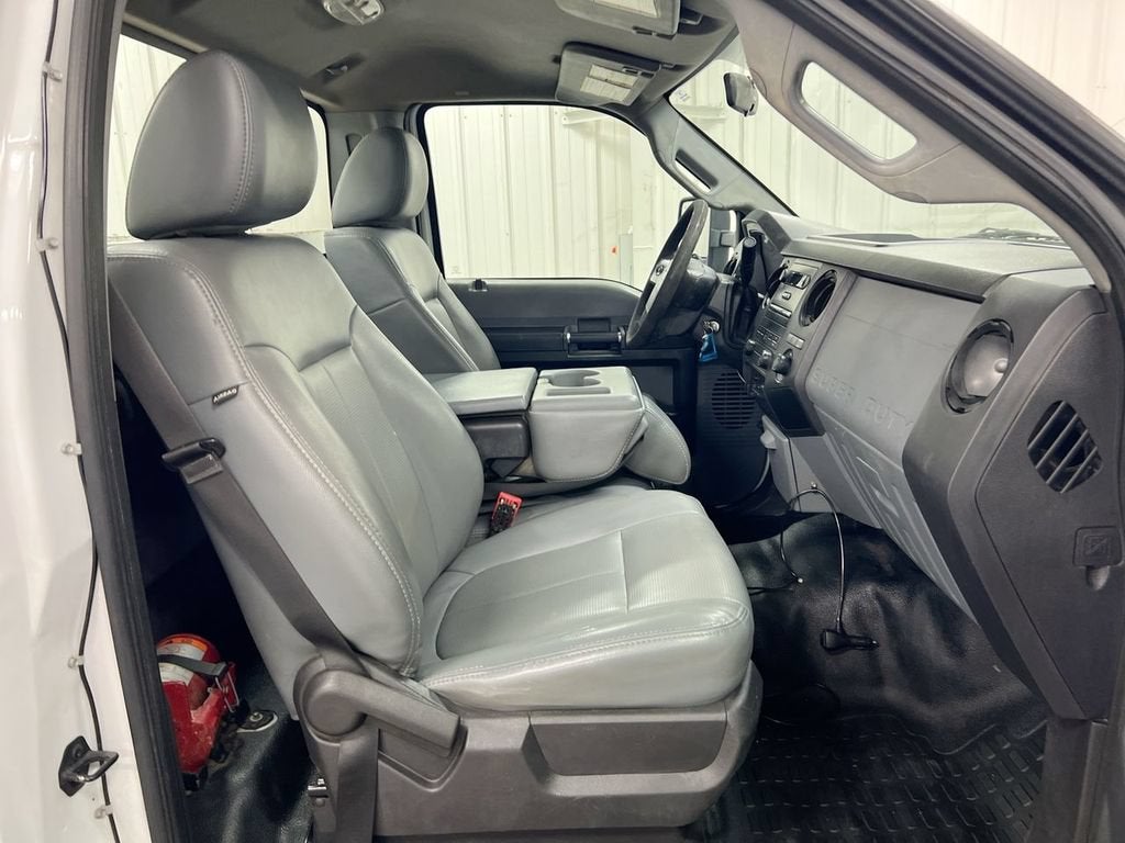 2012 Ford Super Duty F-550 DRW XL