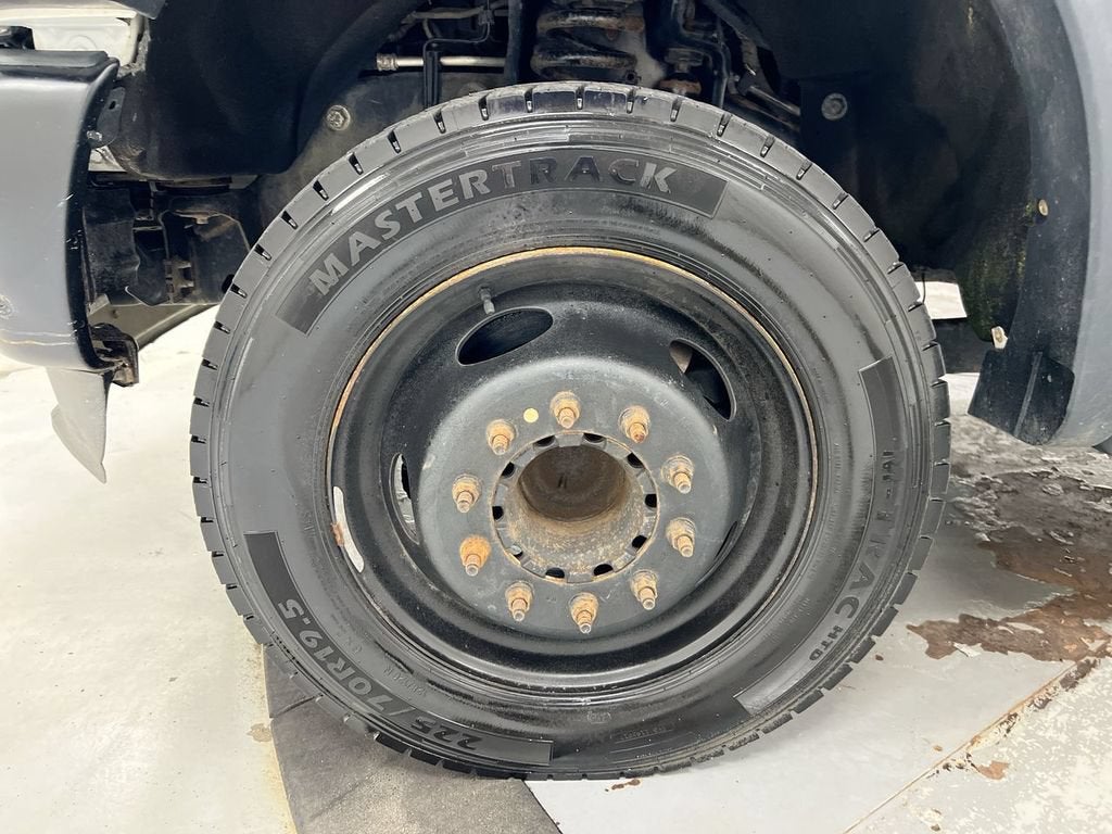 2012 Ford Super Duty F-550 DRW XL