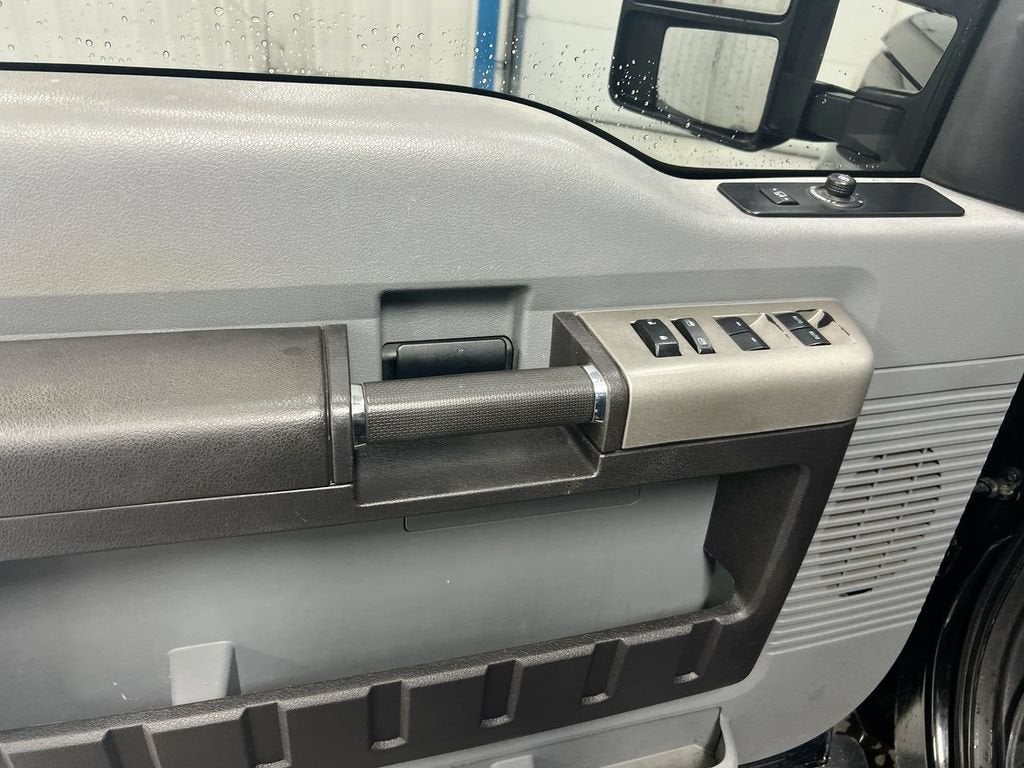 2016 Ford Super Duty F-350 SRW Platinum