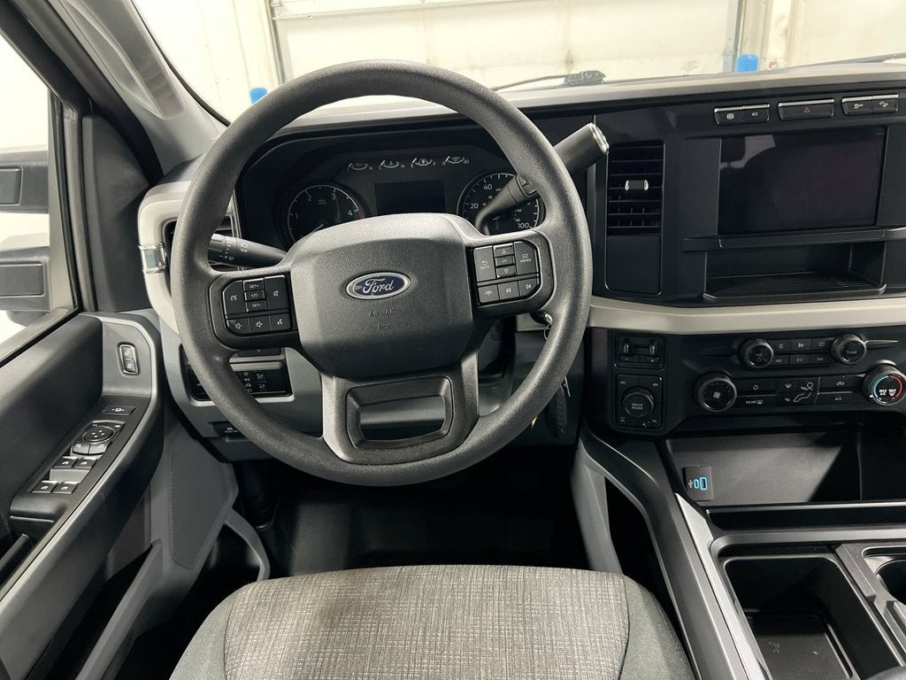 2024 Ford Super Duty F-350 SRW XL