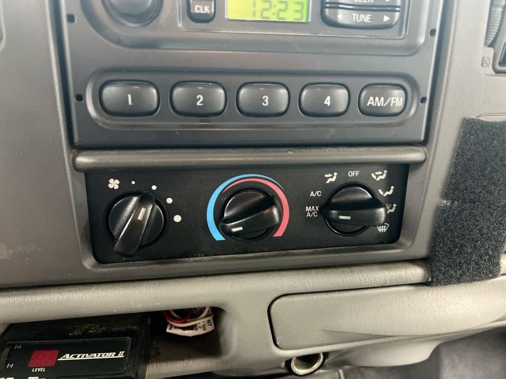 2004 Ford Super Duty F-250 XL