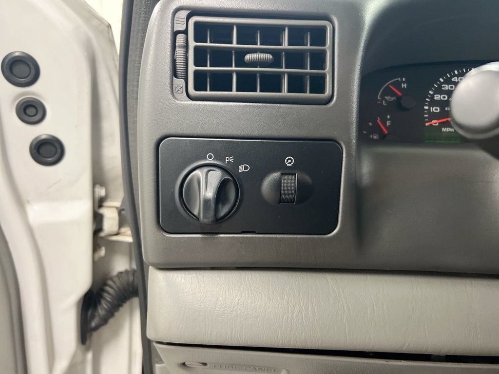 2004 Ford Super Duty F-250 XL