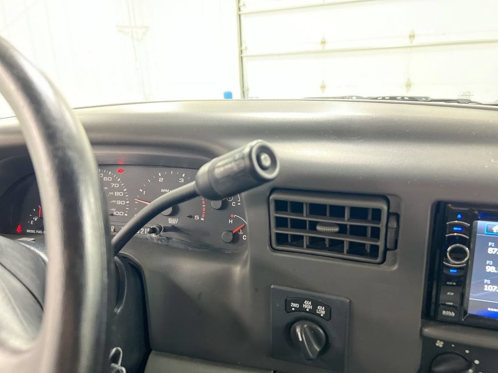 2004 Ford Super Duty F-350 SRW XL