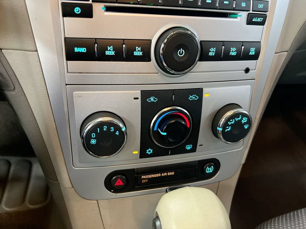 2011 Chevrolet Malibu LT w/1LT