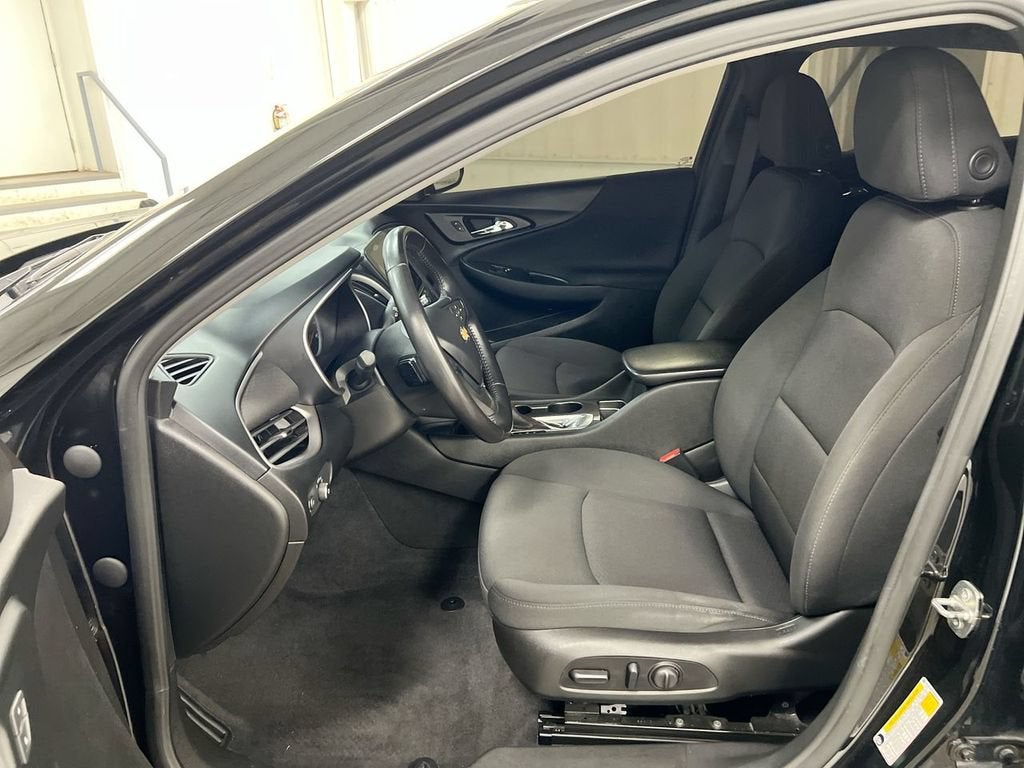 2021 Chevrolet Malibu RS