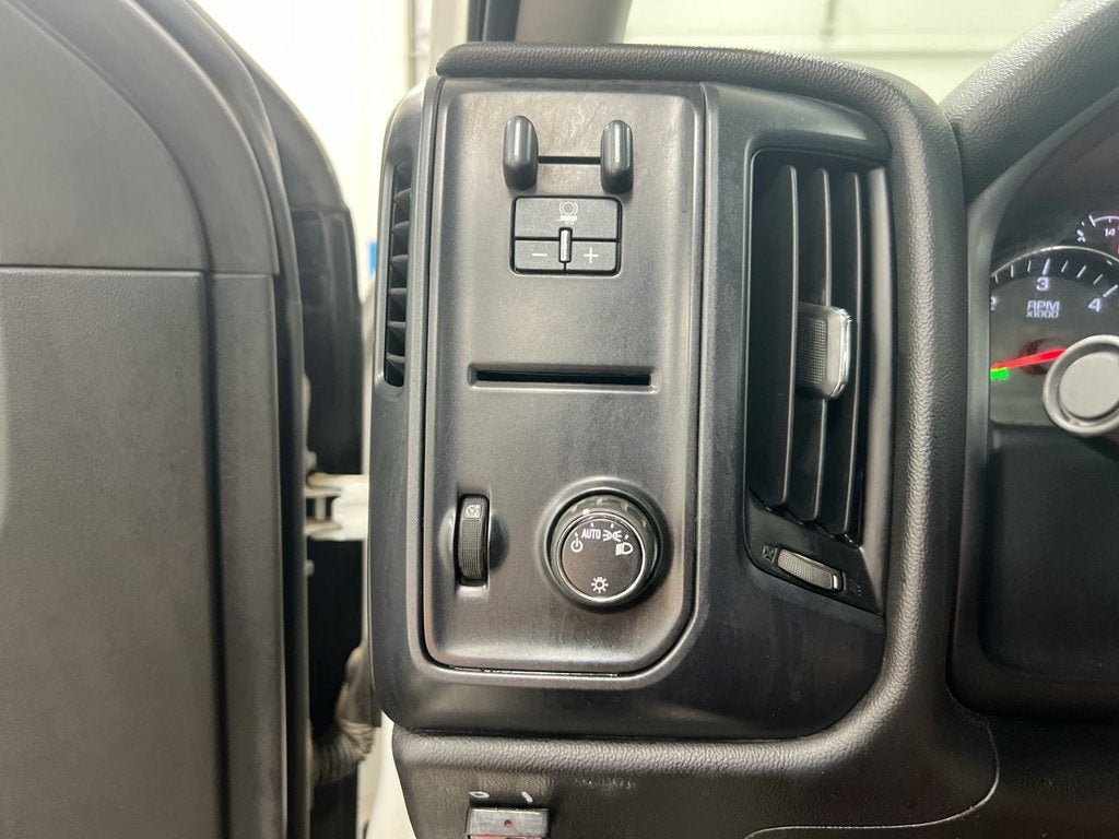 2015 Chevrolet Silverado 3500 HD Chassis Cab Work Truck