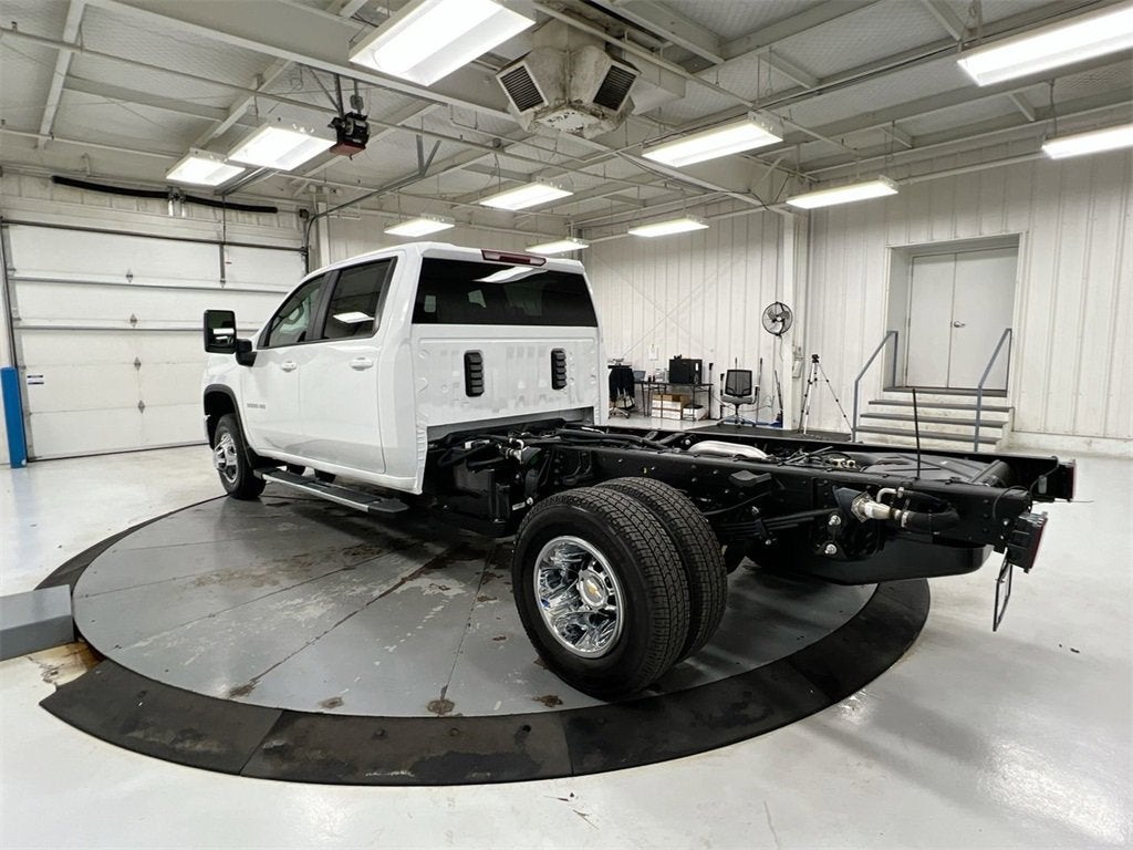 2026 Chevrolet Silverado 3500 HD Chassis Cab LT