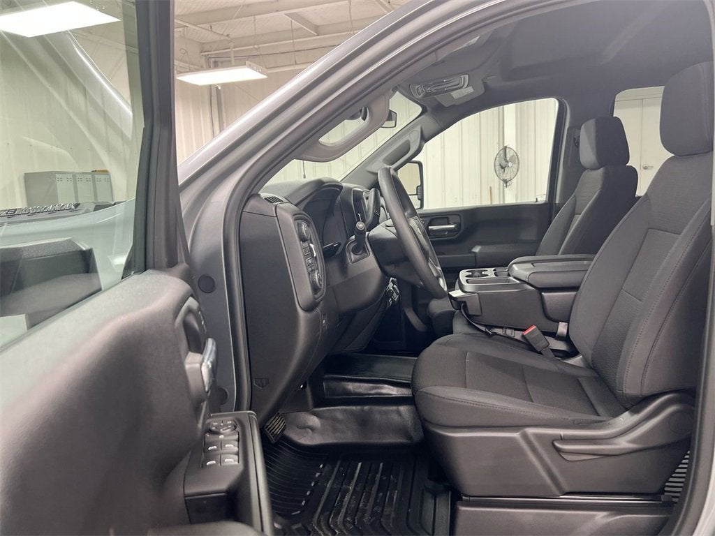 2026 Chevrolet Silverado 3500 HD WT DRW