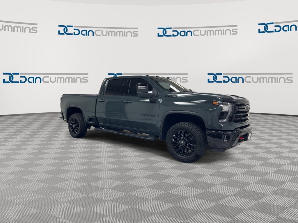 2025 Chevrolet Silverado 3500 HD LTZ