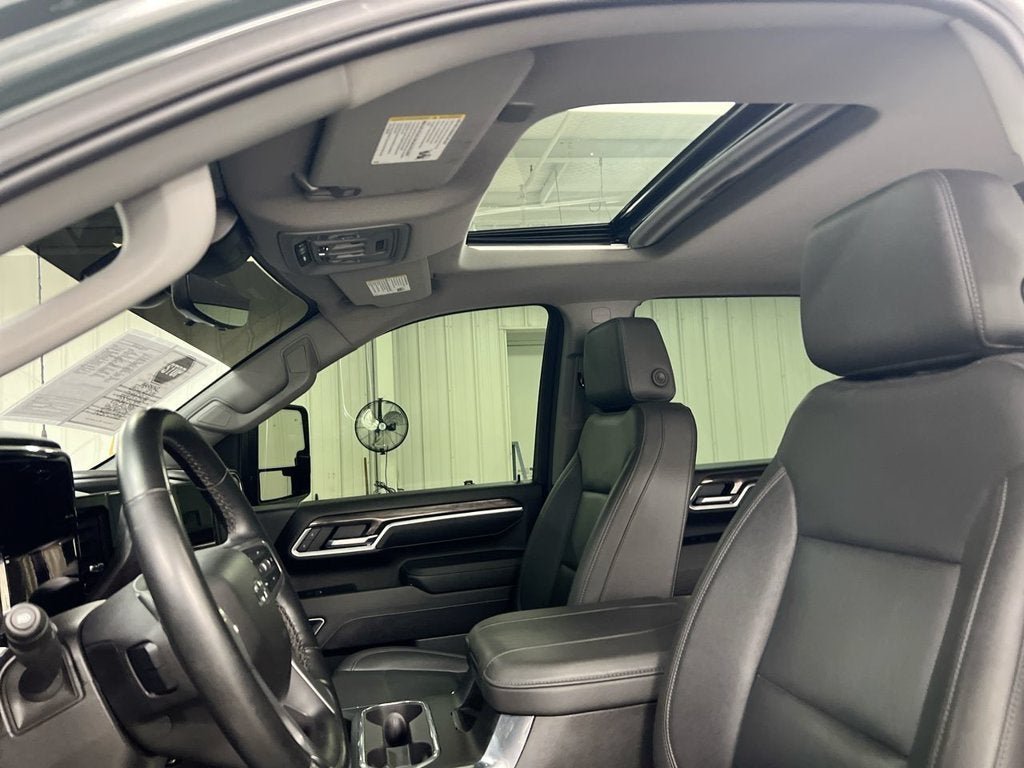 2025 Chevrolet Silverado 3500 HD LTZ