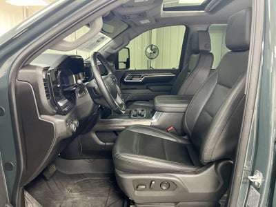 2025 Chevrolet Silverado 3500 HD LTZ