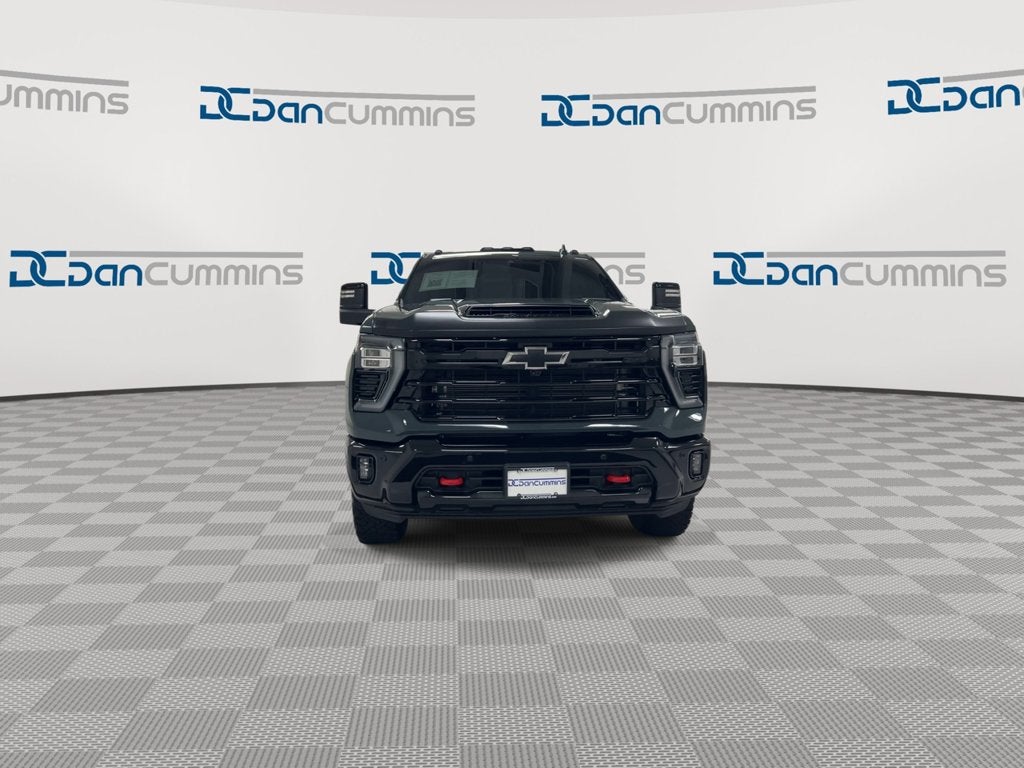 2025 Chevrolet Silverado 3500 HD LTZ