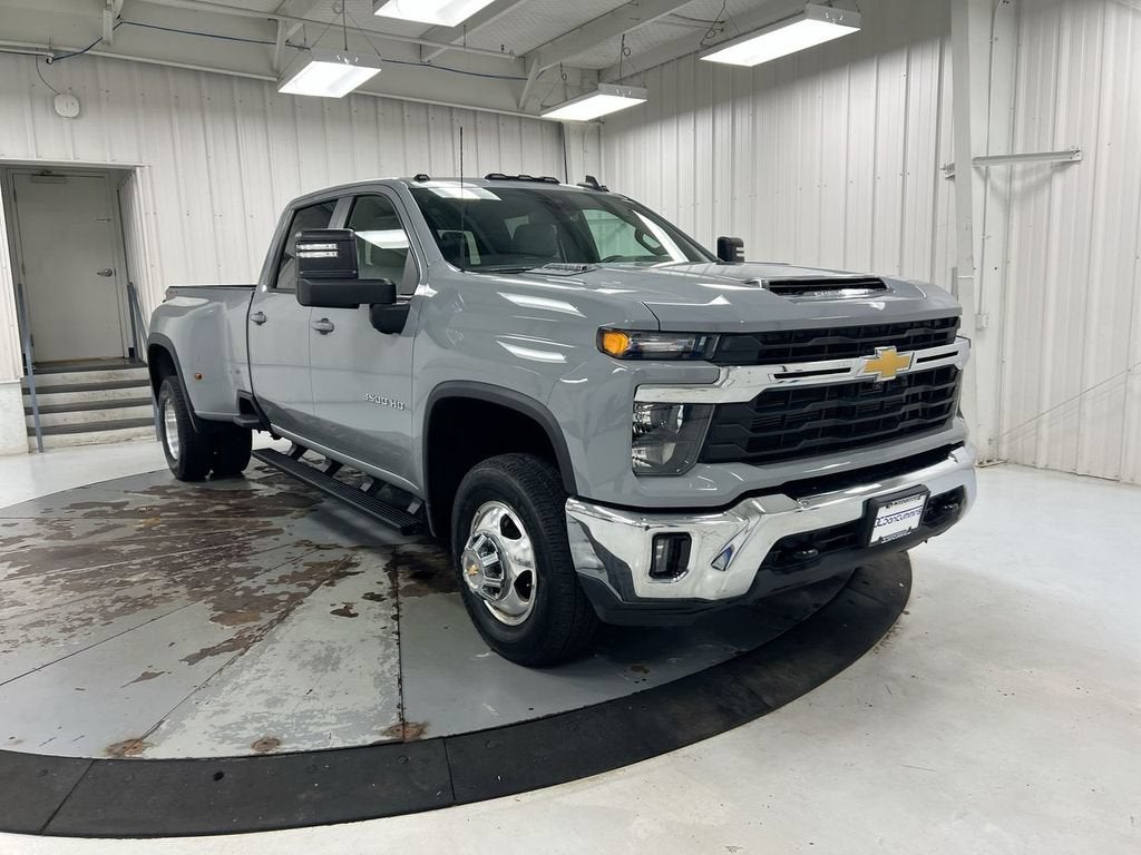 2024 Chevrolet Silverado 3500 HD LT DRW