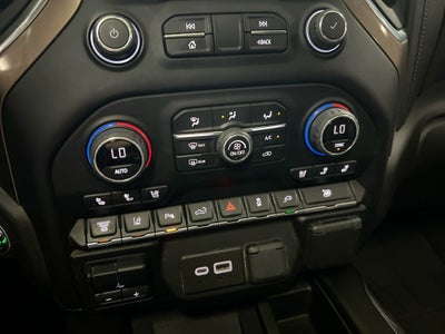 2022 Chevrolet Silverado 3500 HD High Country