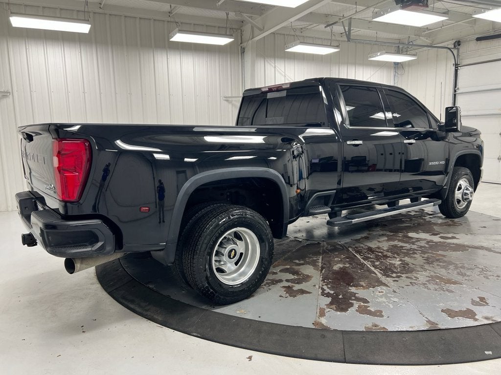 2022 Chevrolet Silverado 3500 HD High Country