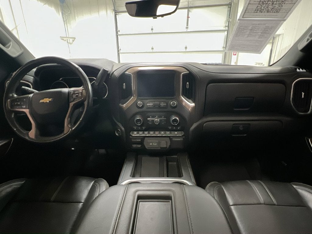 2022 Chevrolet Silverado 3500 HD High Country