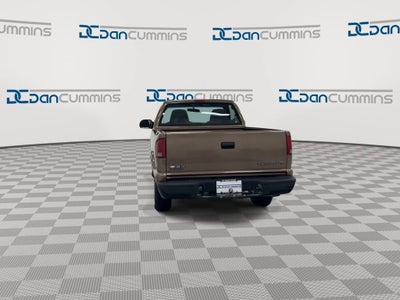 2003 Chevrolet S10 Base