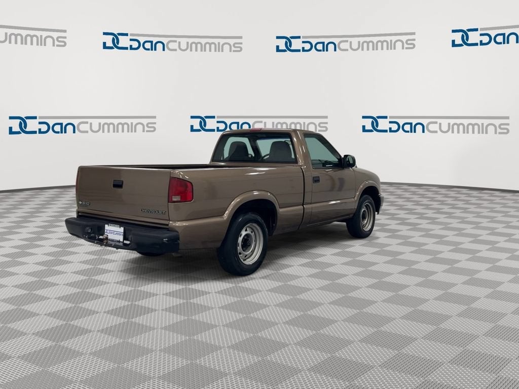 2003 Chevrolet S10 Base
