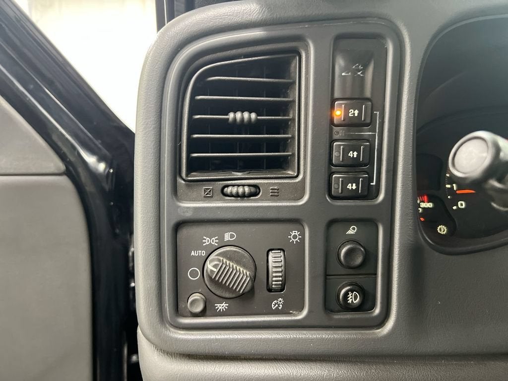 2004 Chevrolet Silverado 2500 HD LT
