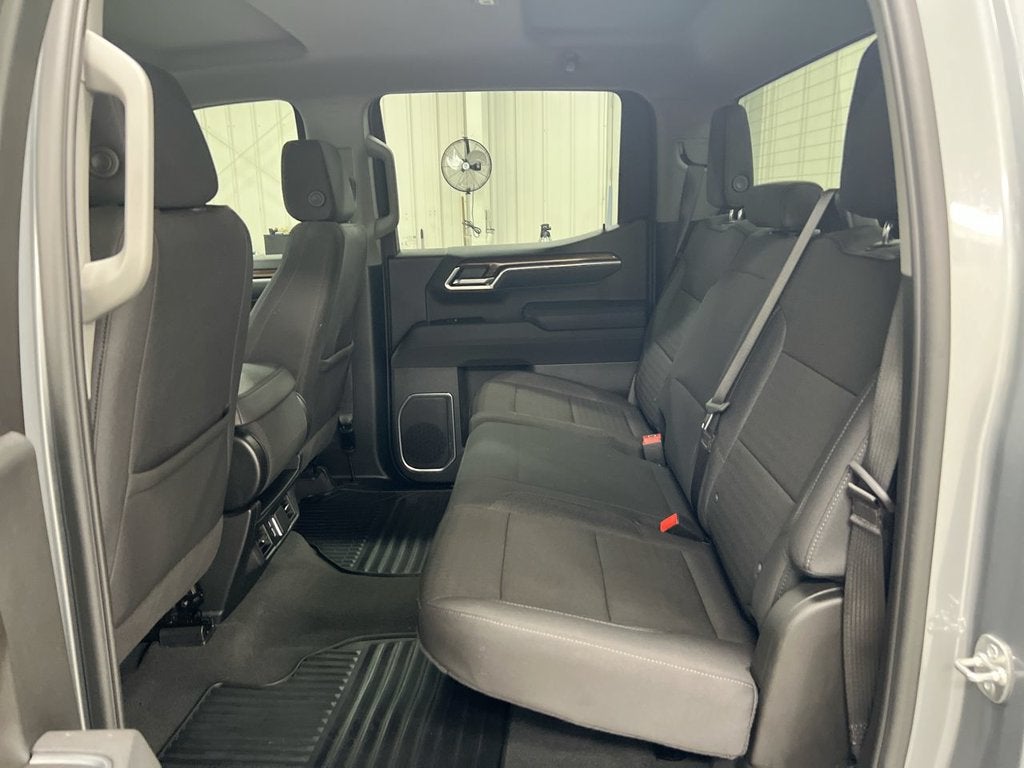 2025 Chevrolet Silverado 1500 LT (2FL)